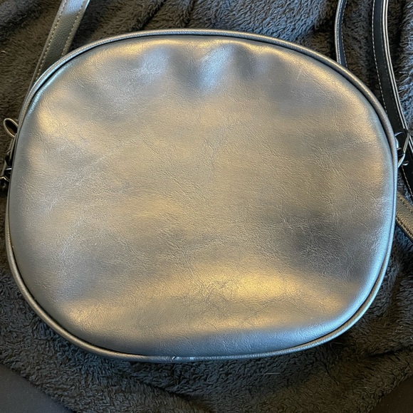 Handcrafted Love Pain and Stitches Halo bad company crossbody - Picture 3 of 3